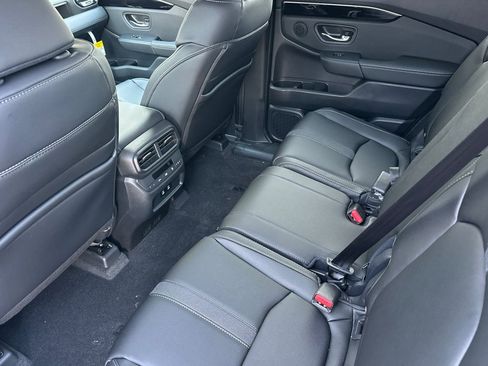 New 2026 Honda Pilot EX-L image 13