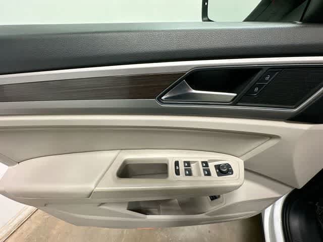 Used 2019 Volkswagen Atlas SEL AWD/4WD image 20