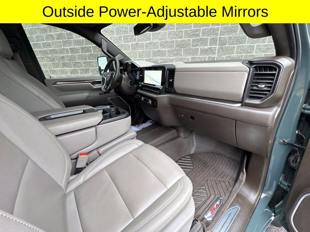Used 2025 Chevrolet Silverado 3500 LT w/ Safety Package AWD/4WD image 50