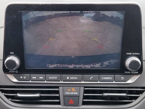 Used 2021 Nissan Altima 2.5 SV FWD image 16