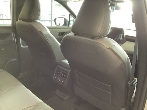 Used 2026 Subaru Outback Limited w/ Premium/Limited Plus Package AWD/4WD image 17