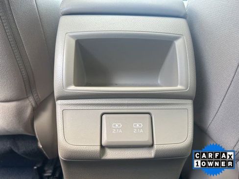 Used 2019 Subaru Outback 2.5i Premium image 17