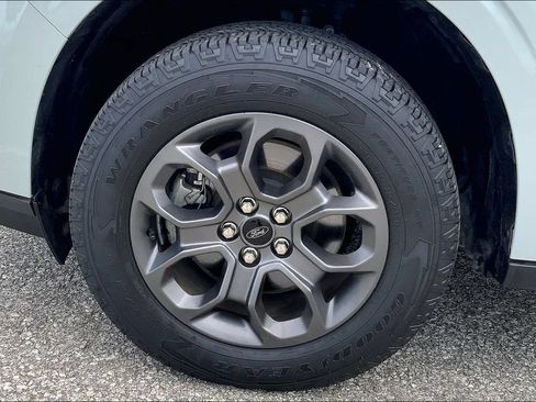 Used 2024 Ford Maverick XLT w/ XLT Luxury Package AWD/4WD image 8