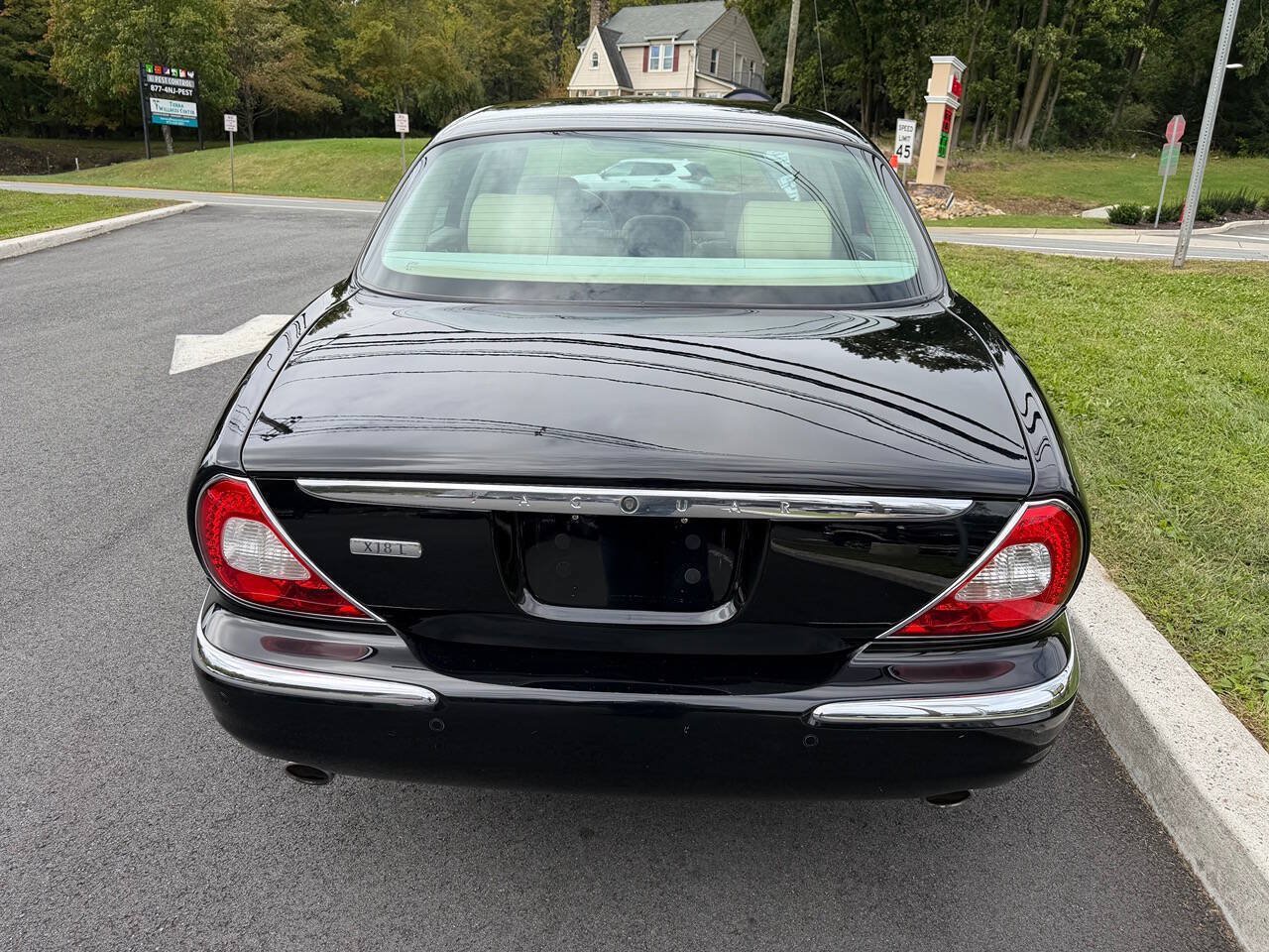 Used 2005 Jaguar XJ8 RWD image 5