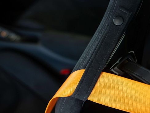 Used 2023 McLaren Artura image 24