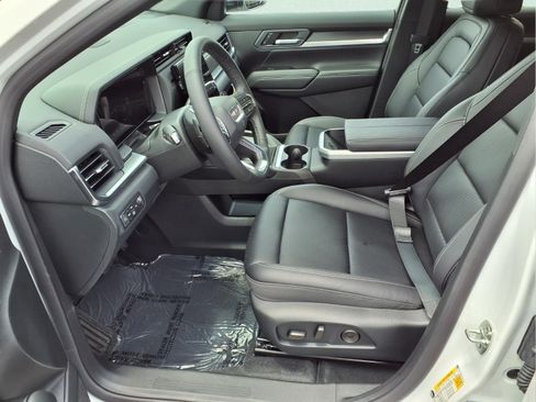 New 2026 GMC Terrain Elevation w/ Elevation Premium Package AWD/4WD image 13