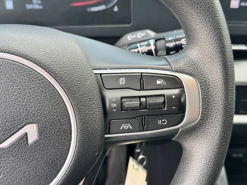 Used 2024 Kia Sportage LX FWD image 14
