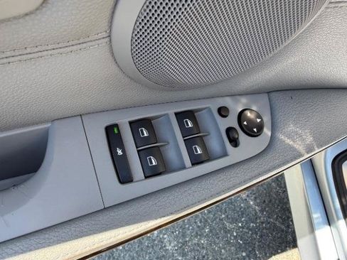 Used 2011 BMW 328i xDrive Sedan AWD/4WD image 19