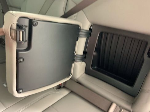 Used 2026 GMC Sierra 1500 SLT w/ SLT Premium Plus Package image 23