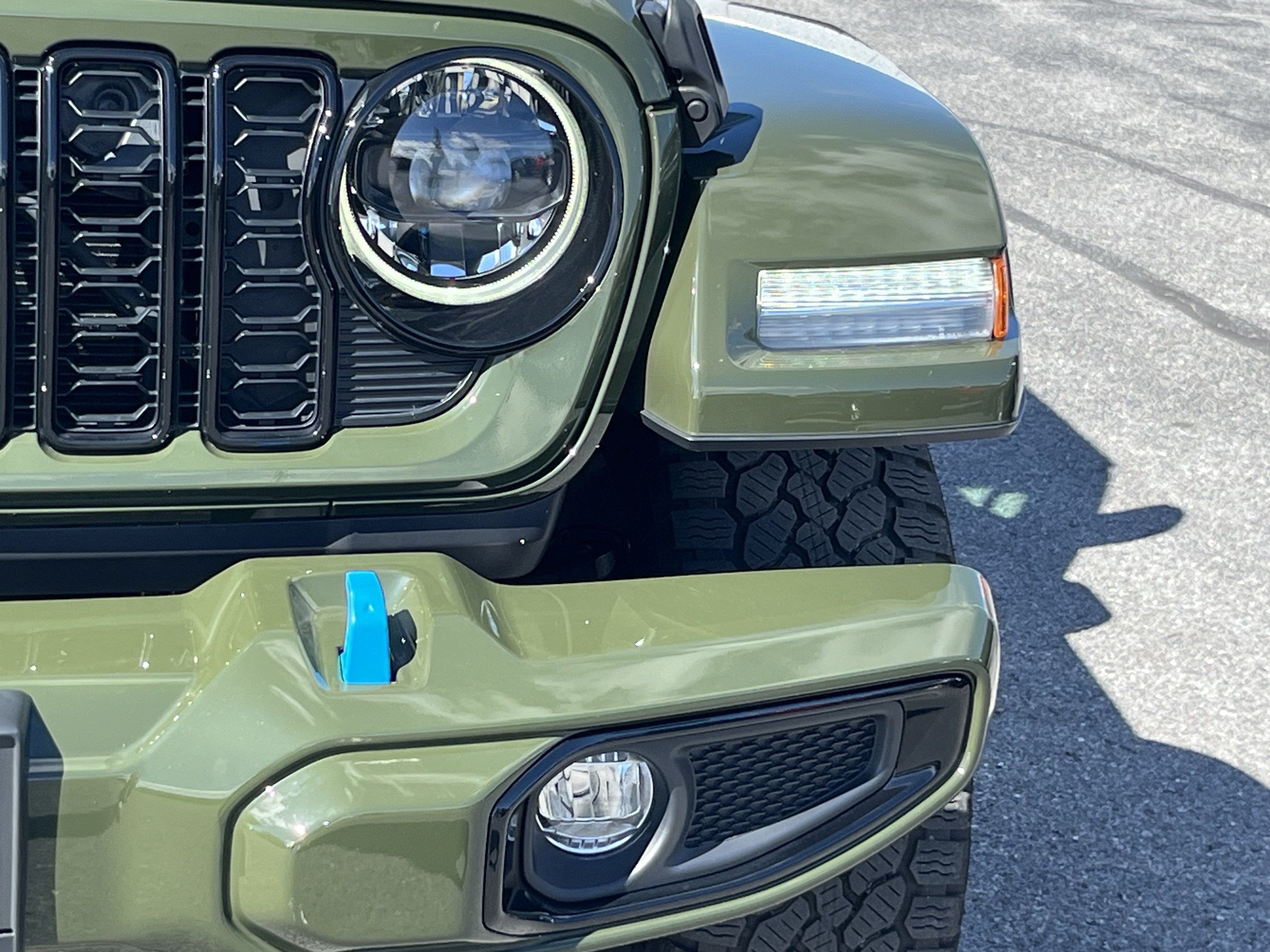 Used 2024 Jeep Wrangler High Altitude AWD/4WD image 13