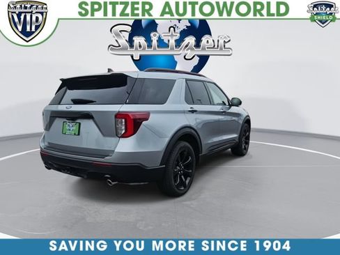Used 2024 Ford Explorer ST-Line w/ Class IV Trailer Tow Package AWD/4WD image 8
