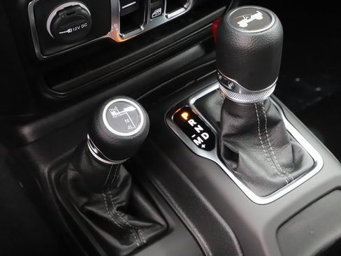 New 2024 Jeep Wrangler Sahara w/ Technology Group image 30