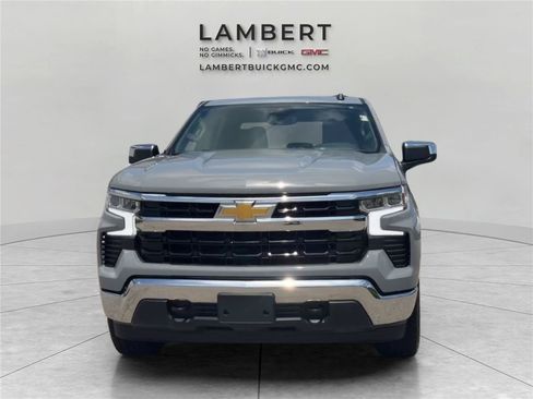 Used 2024 Chevrolet Silverado 1500 LT AWD/4WD image 8