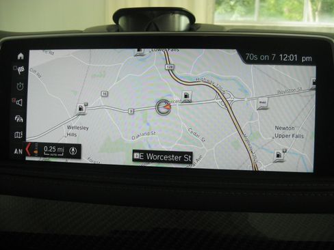 Used 2018 BMW X5 M AWD/4WD image 4