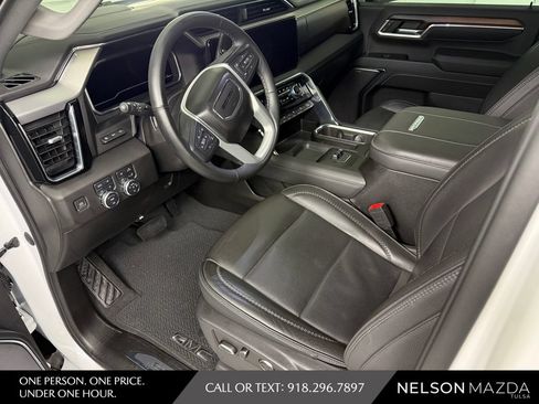 Used 2024 GMC Sierra 3500 Denali w/ Denali Reserve Package AWD/4WD image 18