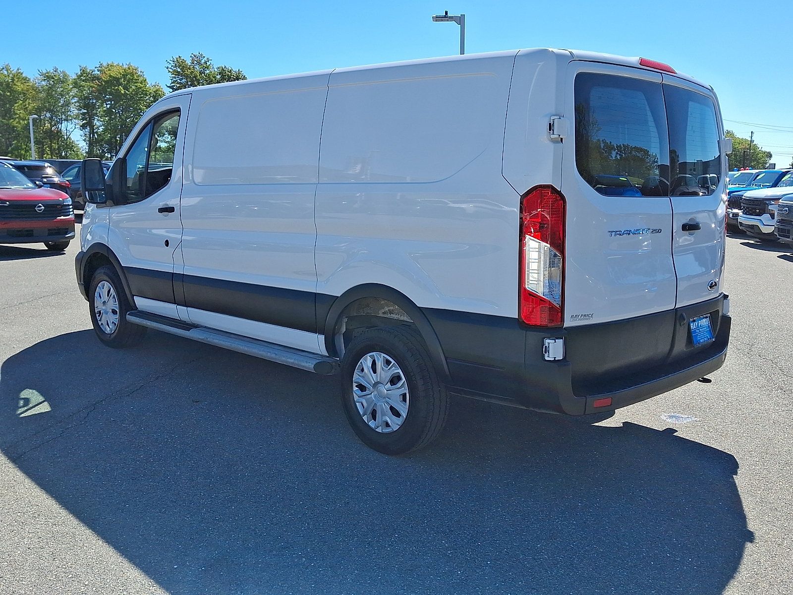 Used 2025 Ford Transit 250 Low Roof w/ Exterior Upgrade Package RWD image 4