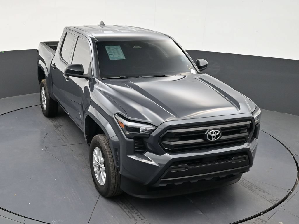 Used 2025 Toyota Tacoma SR RWD image 18