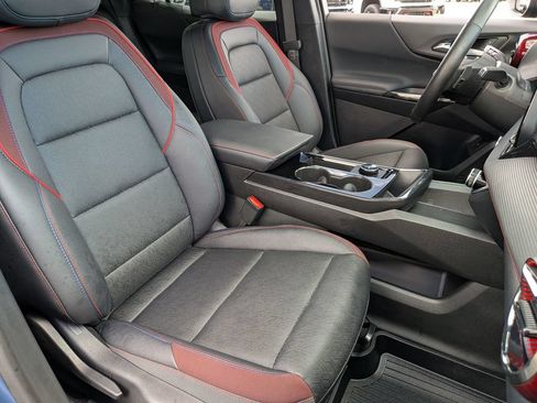 Used 2026 Chevrolet Equinox RS w/ LPO, Floor Liner Package FWD image 32