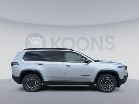 New 2026 Jeep Cherokee Laredo AWD/4WD image 8