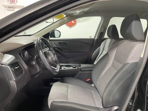 Used 2022 Nissan Rogue S AWD/4WD image 11