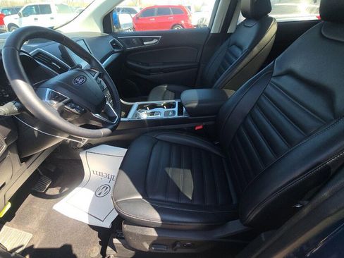 Used 2023 Ford Edge SEL w/ Convenience Package image 5