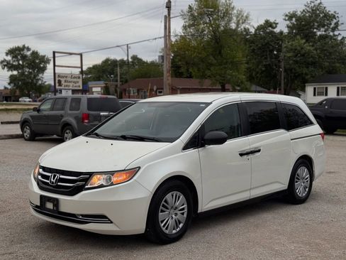 Used 2014 Honda Odyssey LX image 13