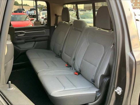 Used 2019 RAM 1500 Big Horn image 18