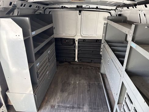 Used 2014 Chevrolet Express 3500 image 14