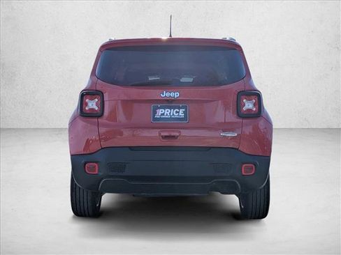 Used 2021 Jeep Renegade Latitude image 6