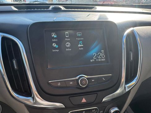 Used 2018 Chevrolet Equinox LT AWD/4WD image 21