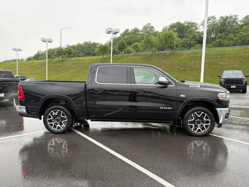 New 2026 RAM 1500 Laramie AWD/4WD image 9