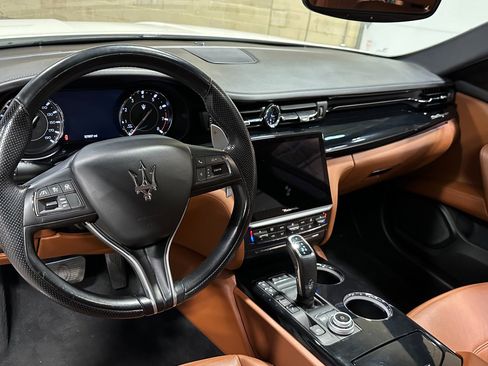 Used 2022 Maserati Quattroporte Modena Q4 image 44