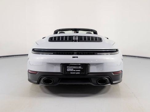Certified 2025 Porsche 911 Carrera image 11