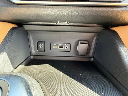 New 2025 Nissan Sentra SV w/ SV Premium Package image 31