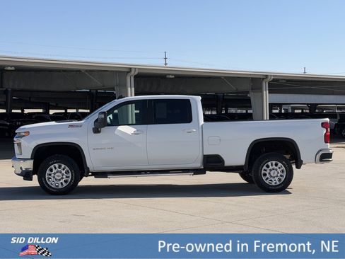 Used 2022 Chevrolet Silverado 2500 LT w/ Convenience Package image 8