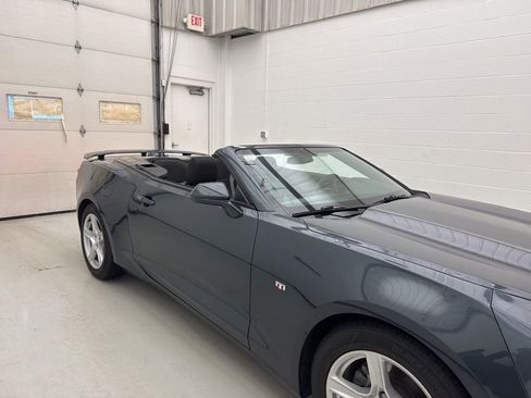 Used 2022 Chevrolet Camaro LT image 9