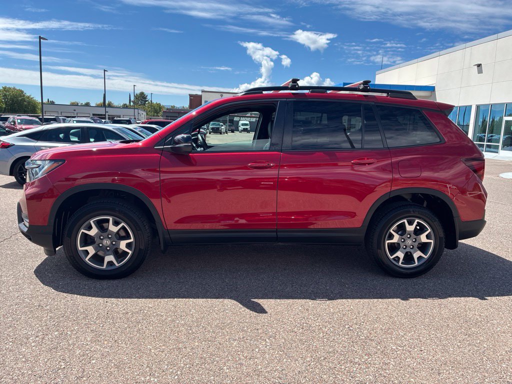 Certified 2023 Honda Passport TrailSport image 2