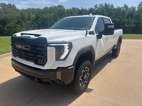 Used 2024 GMC Sierra 2500 AT4X AWD/4WD image 1