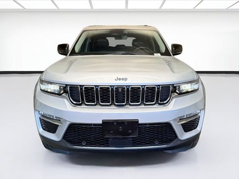 Used 2023 Jeep Grand Cherokee 4WD 4xe w/ Luxury Tech Group II image 2