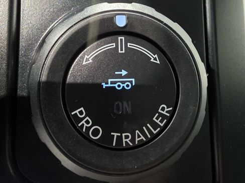 Used 2021 Ford F150 XLT w/ Equipment Group 302A High image 37