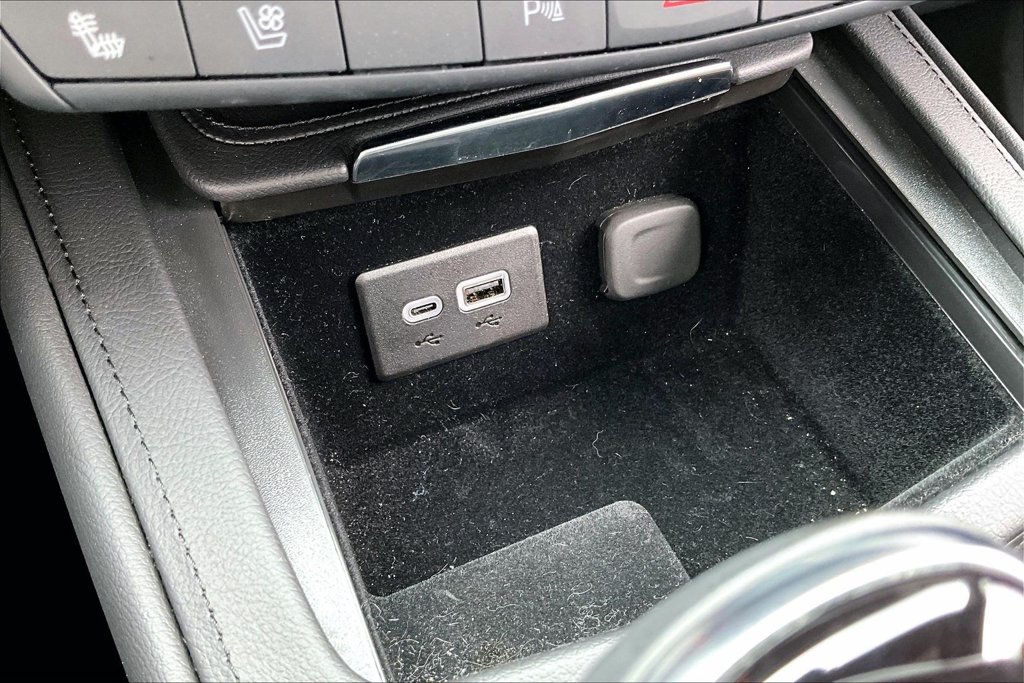 Used 2024 Cadillac XT4 Sport FWD image 25