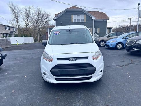 Used 2018 Ford Transit Connect XLT image 3