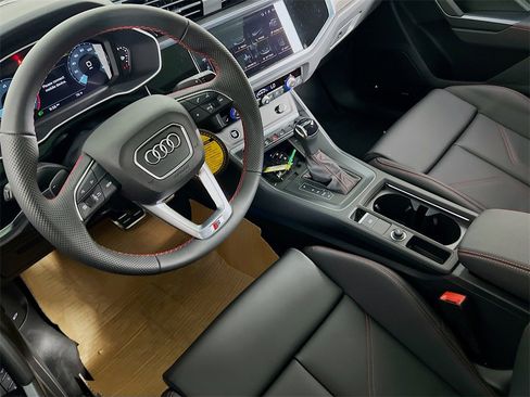 New 2025 Audi Q3 2.0T Premium Plus w/ Premium Plus Package image 23