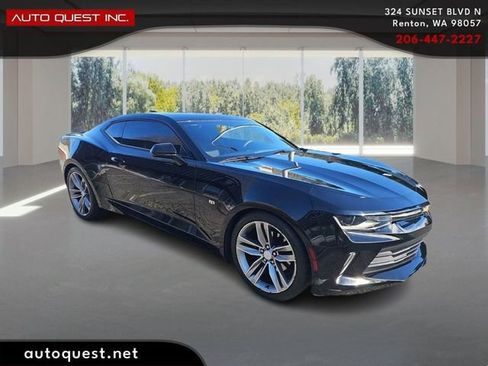 Used 2018 Chevrolet Camaro LT w/ RS Package image 3