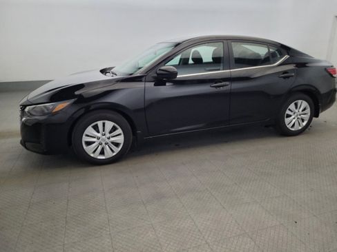 Used 2025 Nissan Sentra S FWD image 2