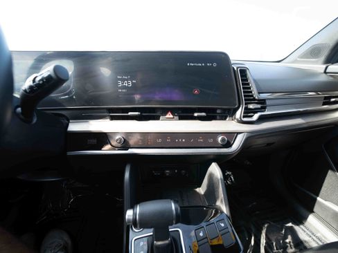 Used 2024 Kia Sportage X-Line AWD/4WD image 17