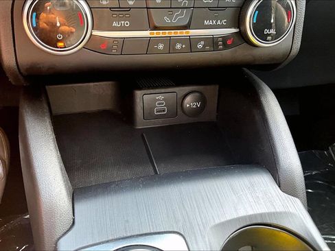 Used 2024 Ford Escape ST-Line AWD/4WD image 27