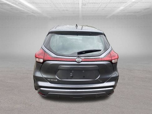 Certified 2025 Nissan Kicks Play S FWD image 4
