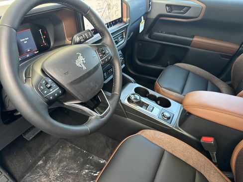 New 2026 Ford Bronco Sport Outer Banks image 9