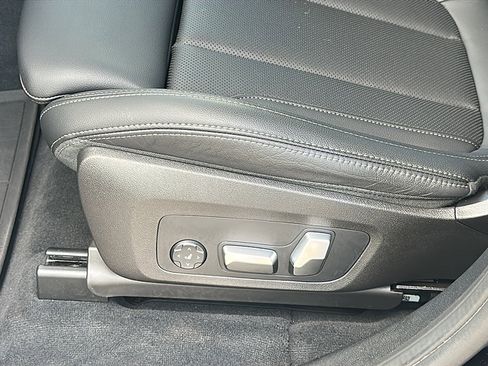 Certified 2023 BMW X3 xDrive30i w/ Premium Package image 15